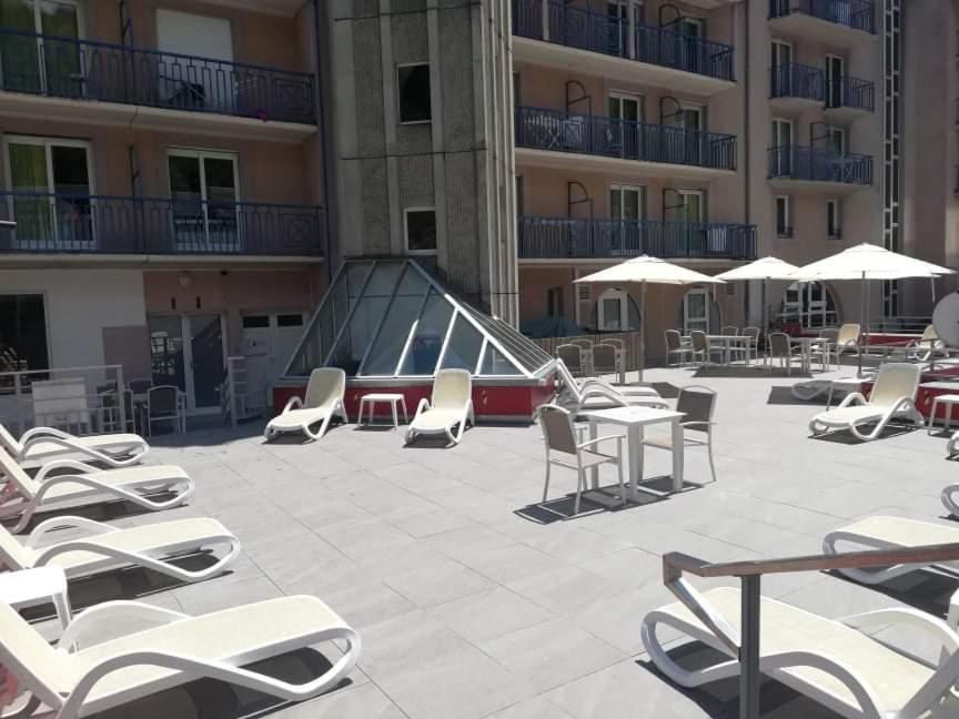 Appartement privé dans résidence Balnéo Aladin Cauterets Exterior foto